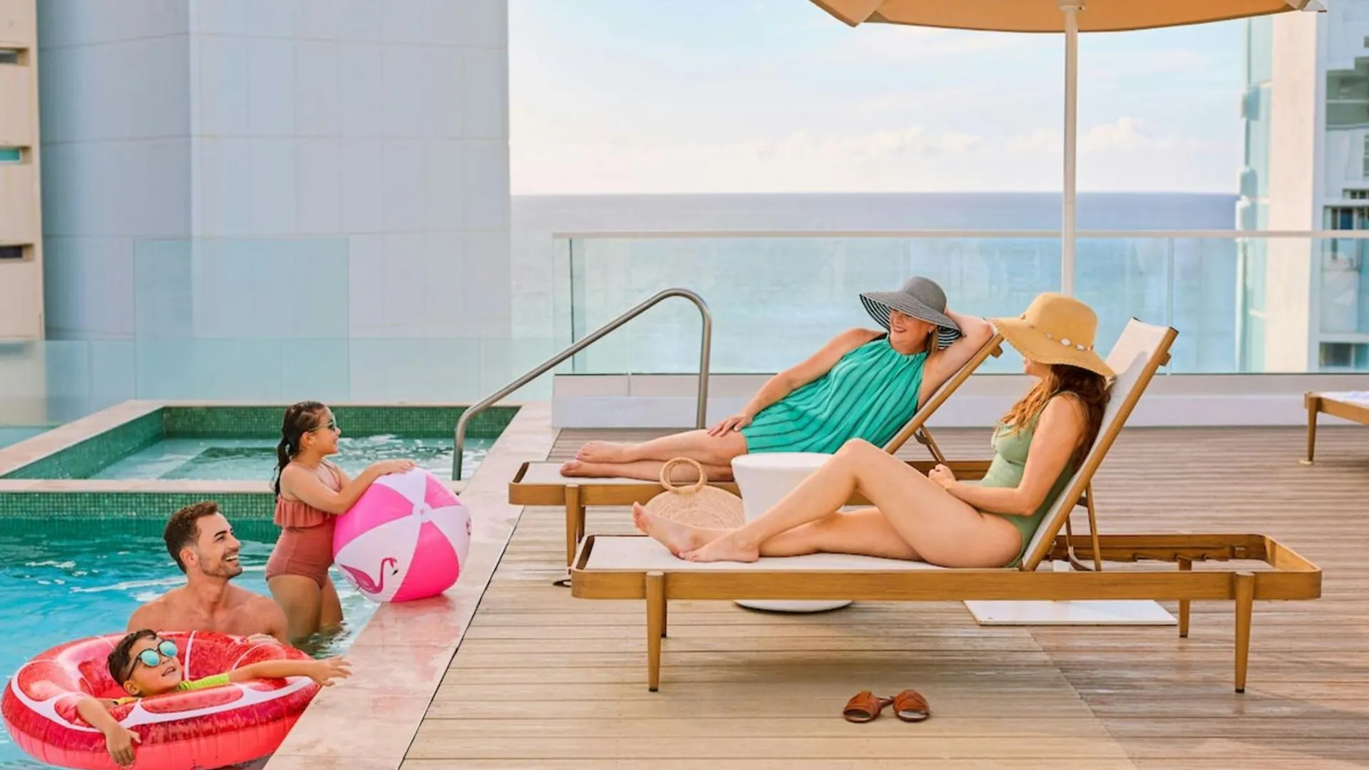 Casa Costera, Isla Verde Beach, Apartments By Marriott Bonvoy San Juan