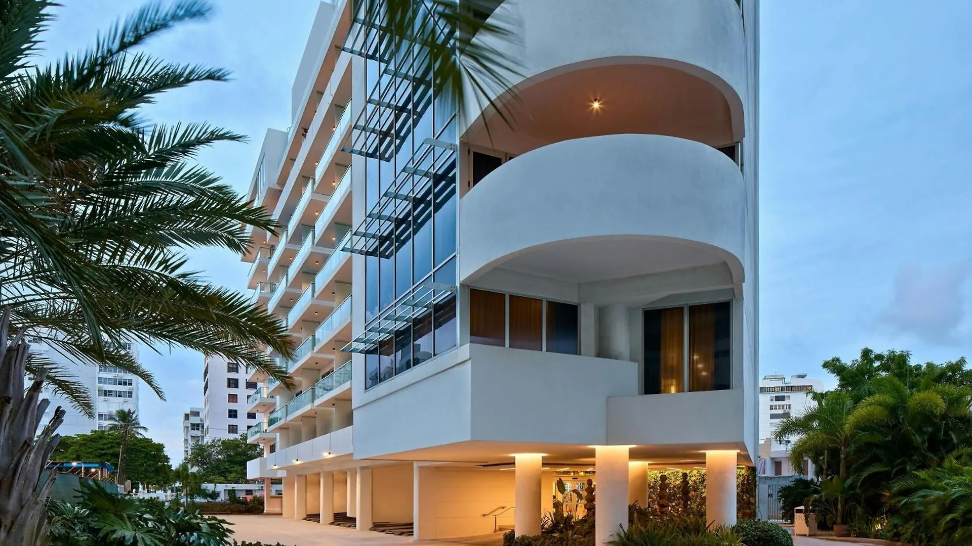 Casa Costera, Isla Verde Beach, Apartments By Marriott Bonvoy San Juan